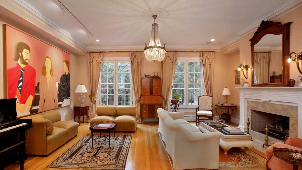 Exquisite $8.9M Beacon Hill townhouse has 5+ car heated garage