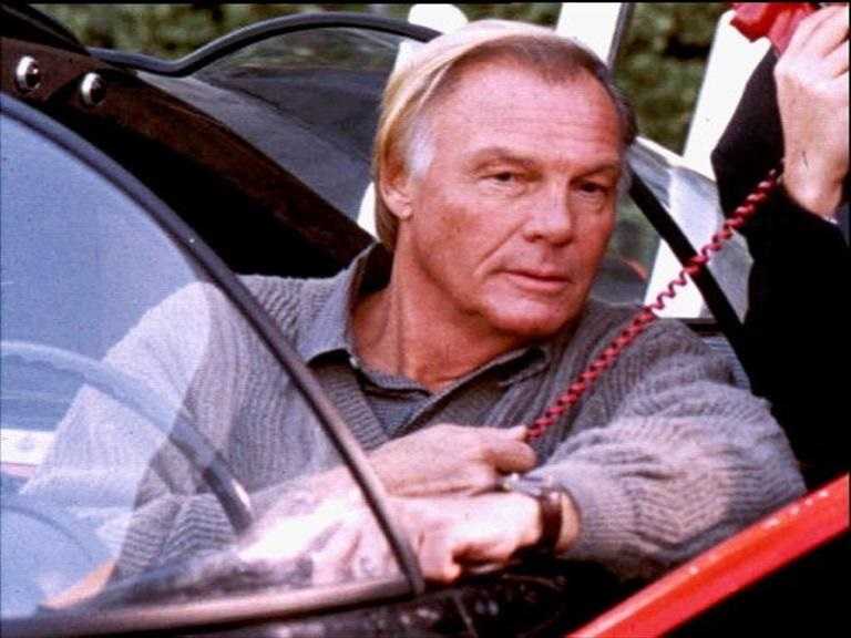 'Batman' TV series actor Adam West dies at 88