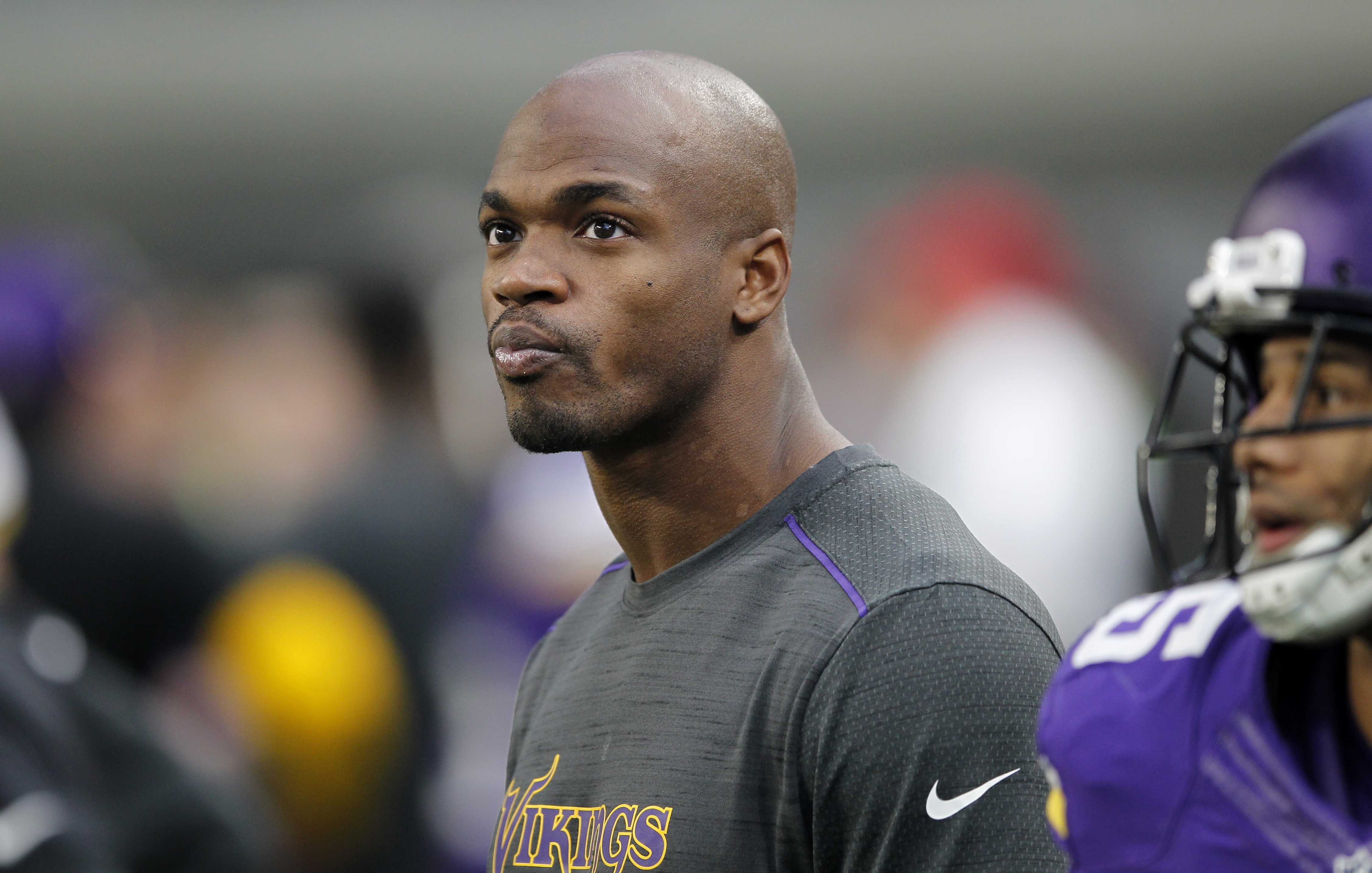 Adrian Peterson traded to Cardinals, reports say