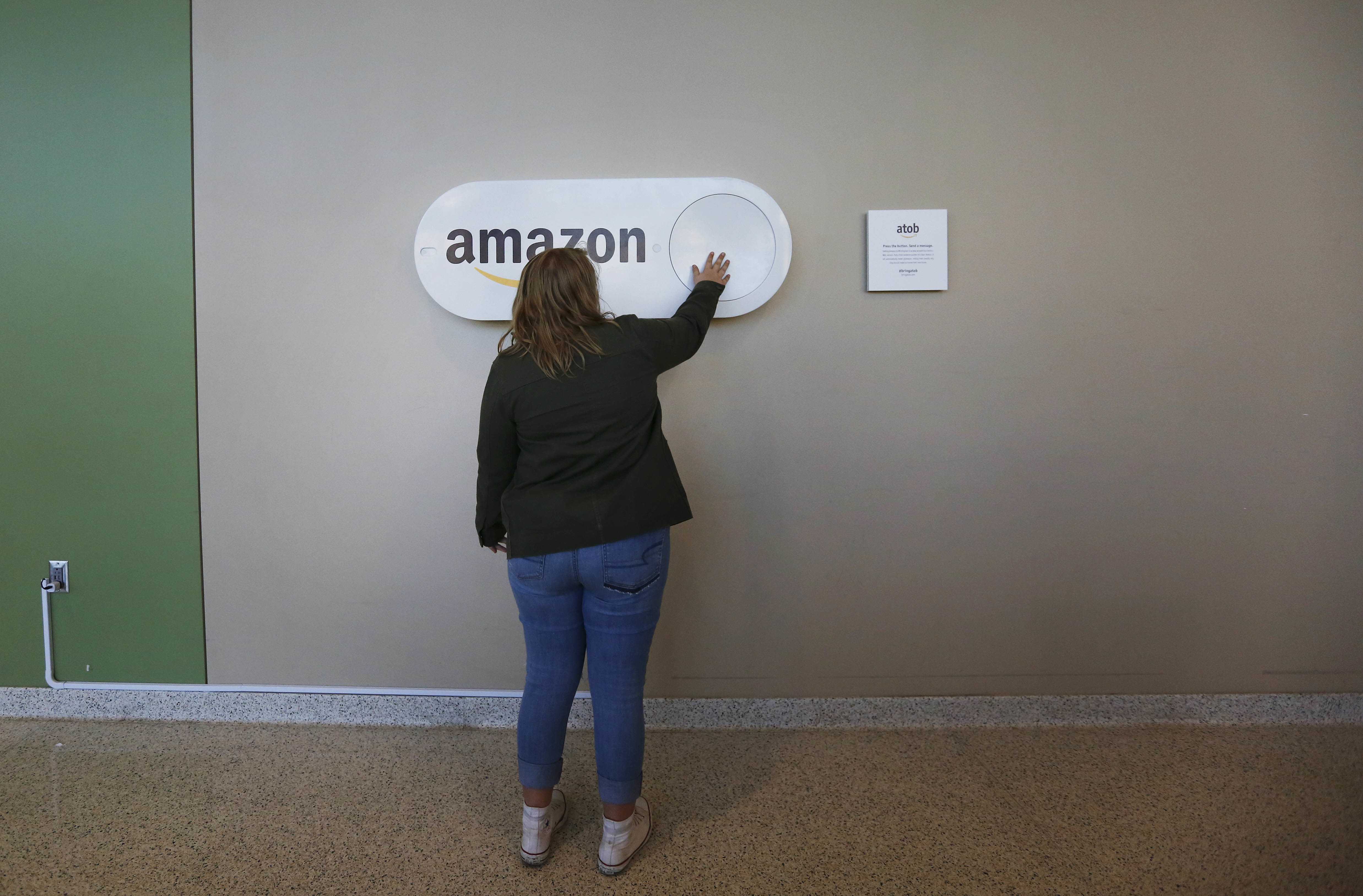 Cities went to unusual lengths in their pitches for Amazon's new HQ