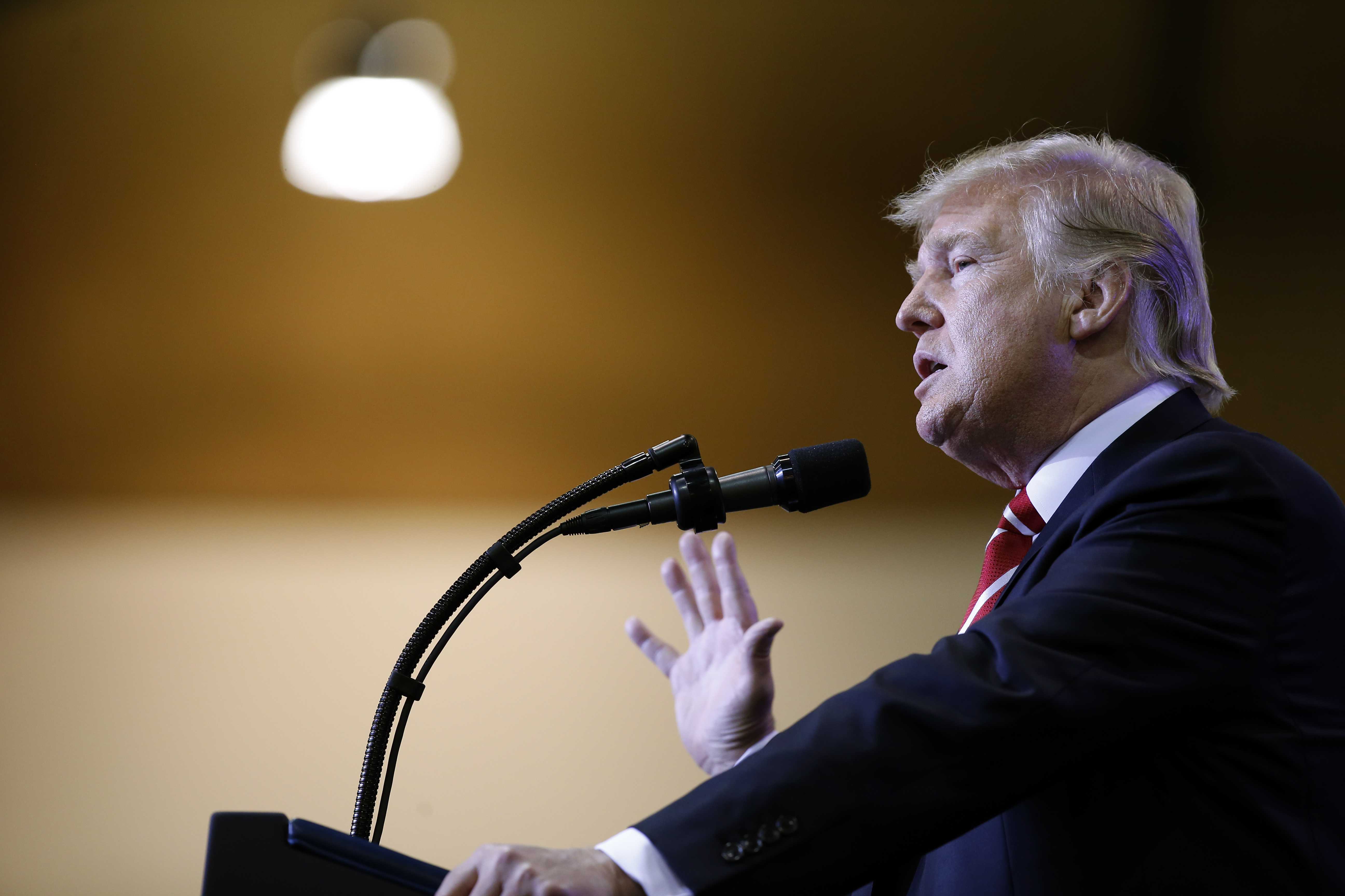 Trump talks unity in Phoenix, but detours into angry words for media