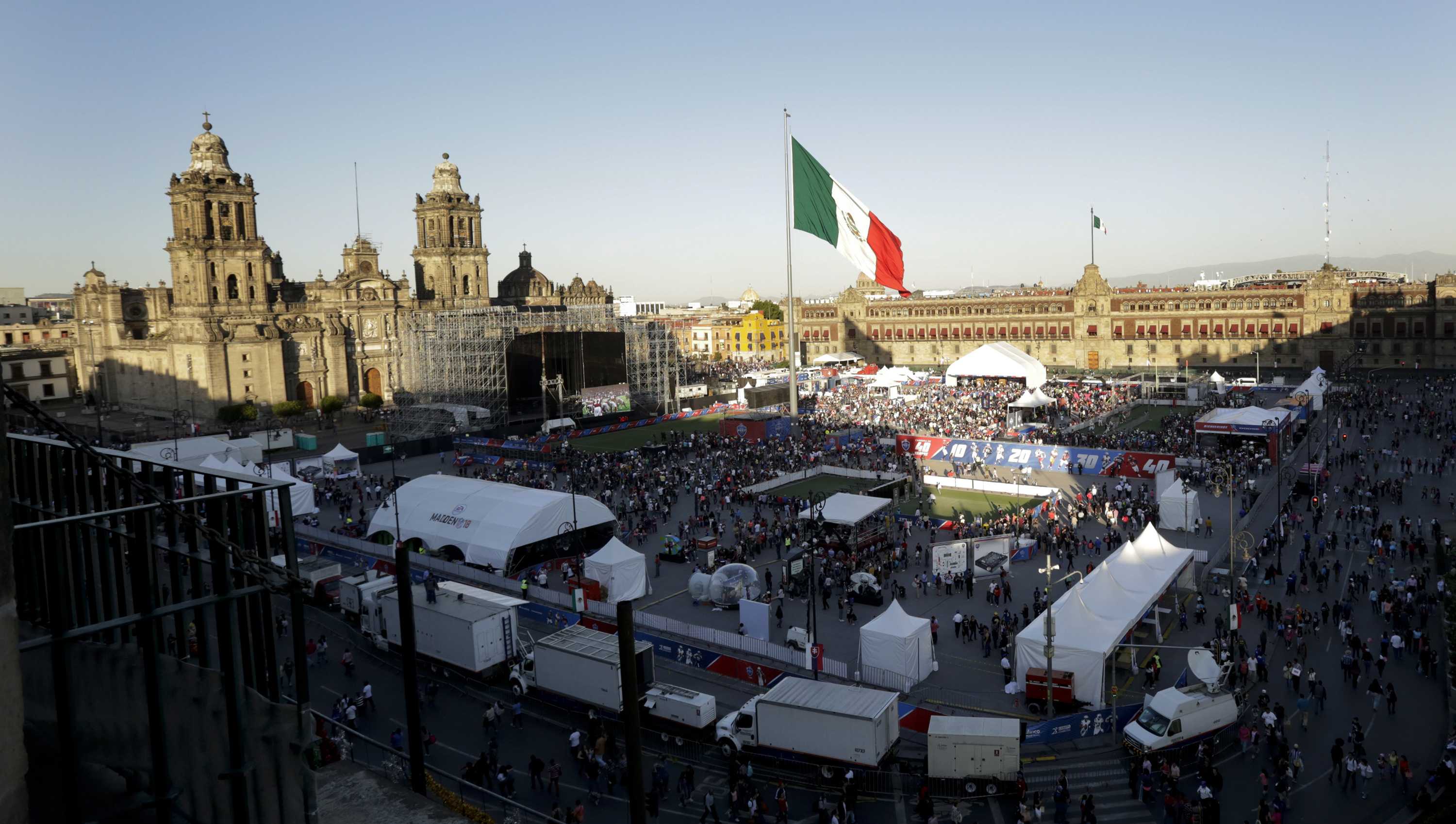 NFL extends deal to play in Mexico from 2019-21