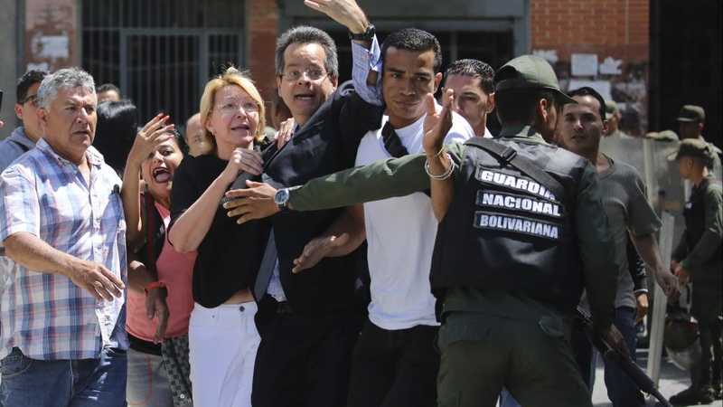 Image result for Paramacay, military base, venezuela, photos