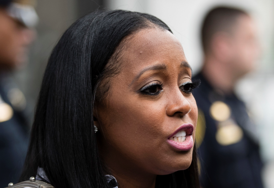 Daughter from 'The Cosby Show' stands by comedian at trial