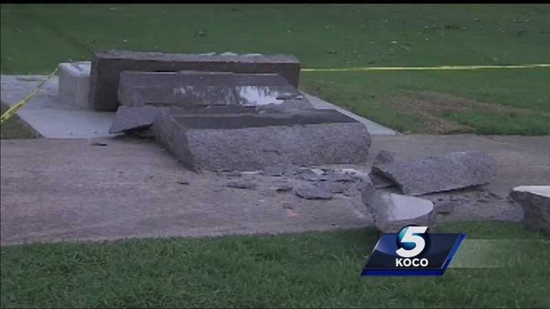 Man to be formally charged in Arkansas Ten Commandments destruction