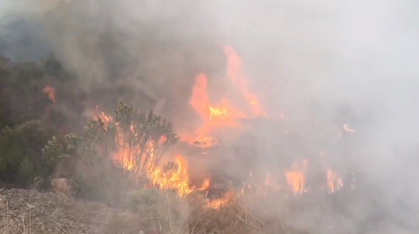 High winds threaten progress against California wildfires