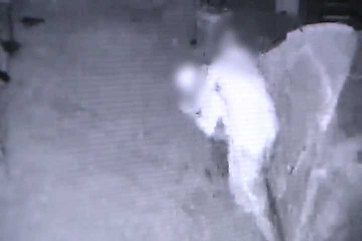 Father sets up ambush of man in relationship with 15-year-old daughter