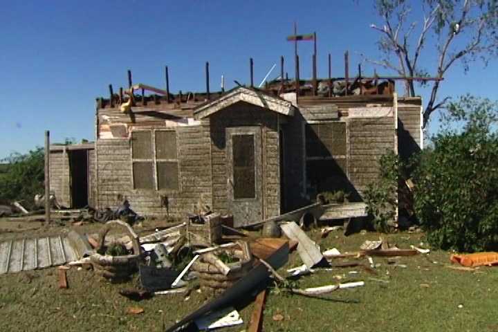 Woman says she survived tornado thanks to father’s dying wish