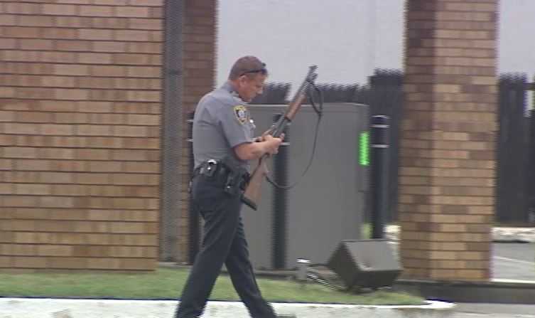 Police investigate attempted bank robbery in northwest OKC