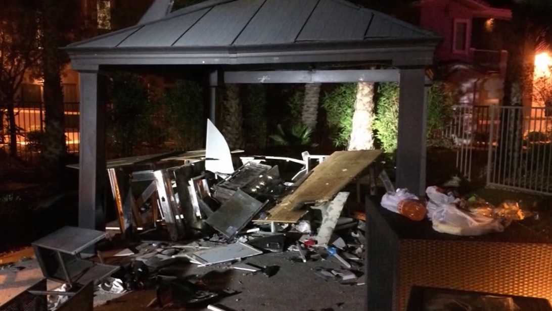 Barbecue explosion injures 4