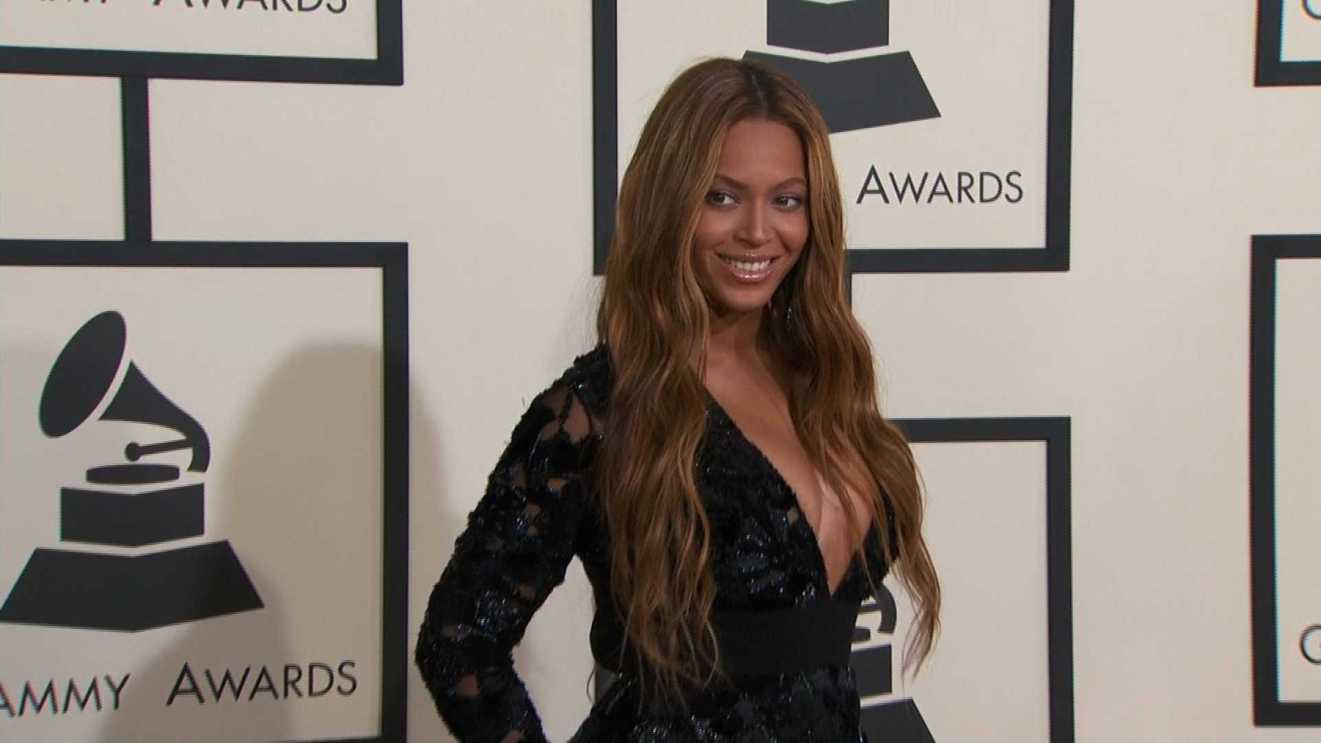 Beyoncé, JJ Watt, Kevin Hart offer support for Harvey recovery