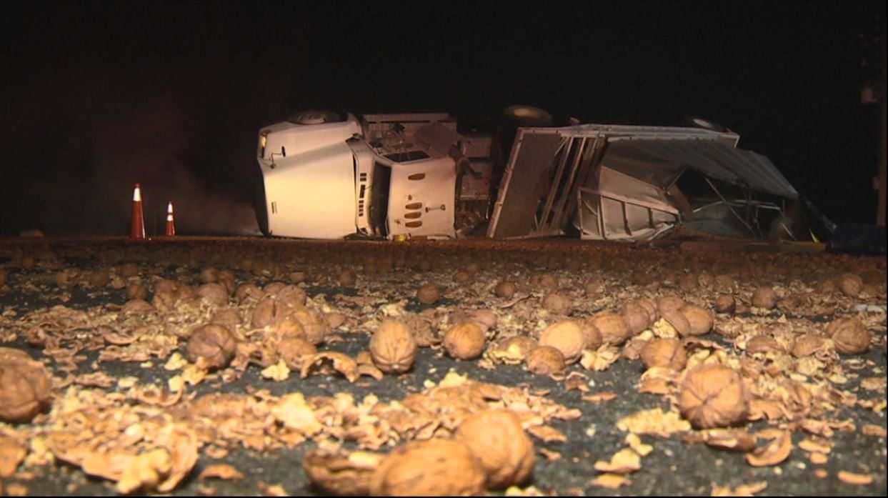 1 dead after big rig flips on Highway 12 in Lodi