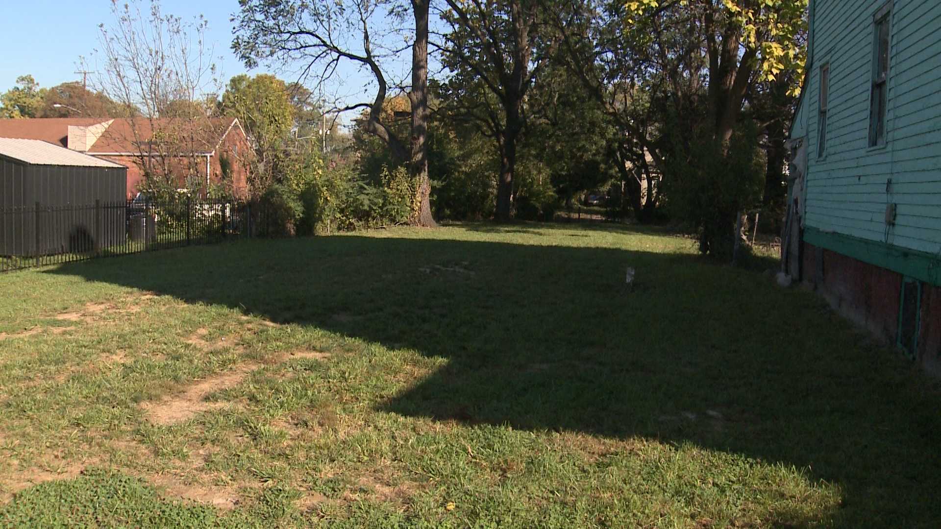 Louisville selling vacant lots for 500 Louisville news NewsLocker