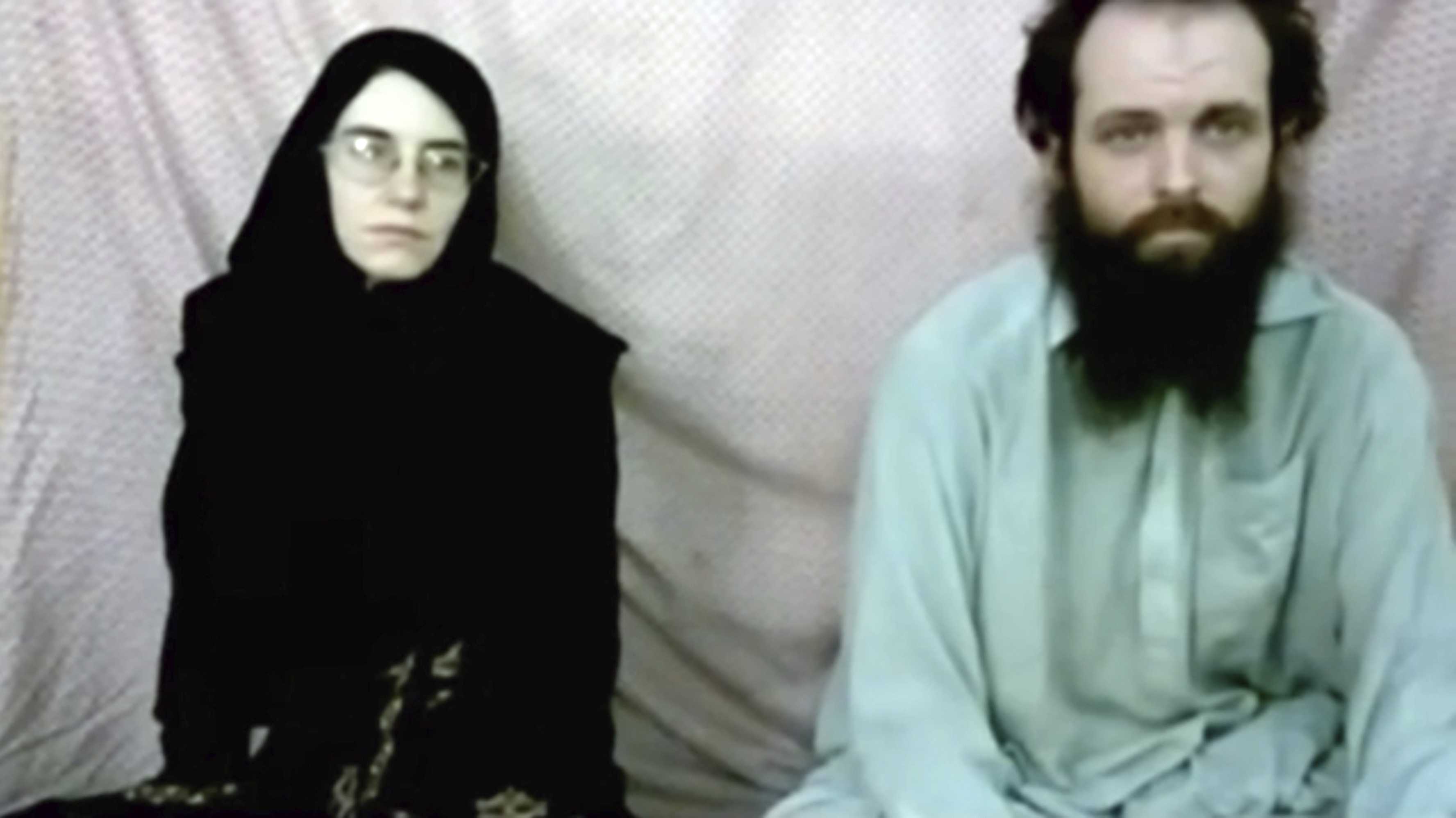 US-Canadian family held 5 years by militants leaves Pakistan - Louisville news - NewsLocker