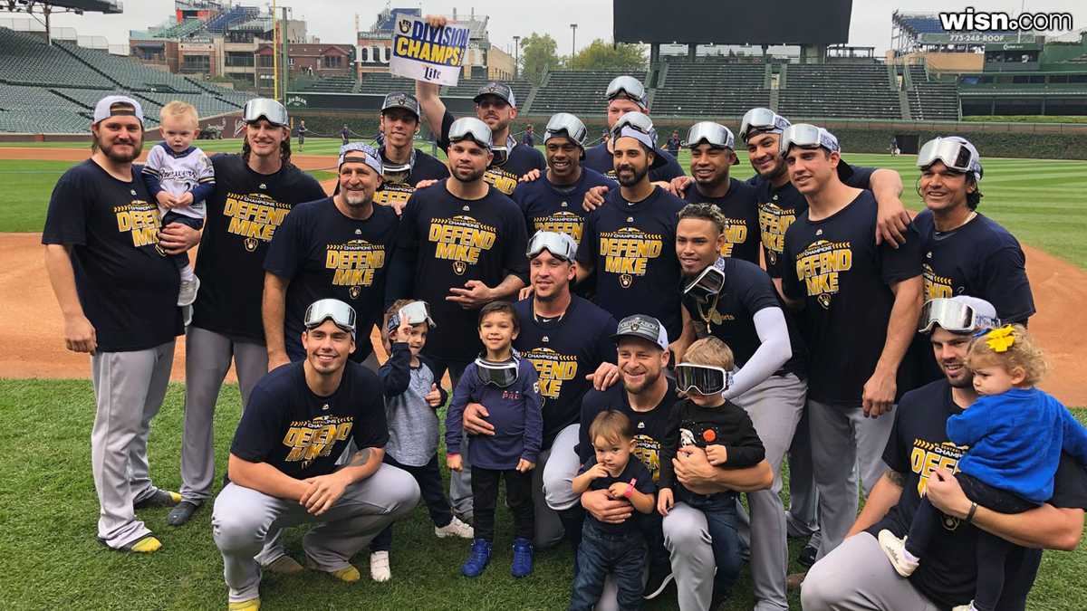 FLY THE L! Milwaukee Brewers are NL Central Champs