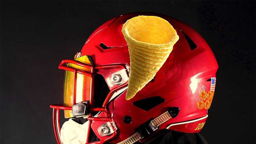 bugle-helmet-1506703564.jpg