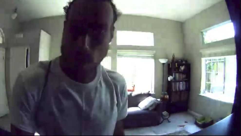 Burglar targets 15 Davis homes during the day, police say