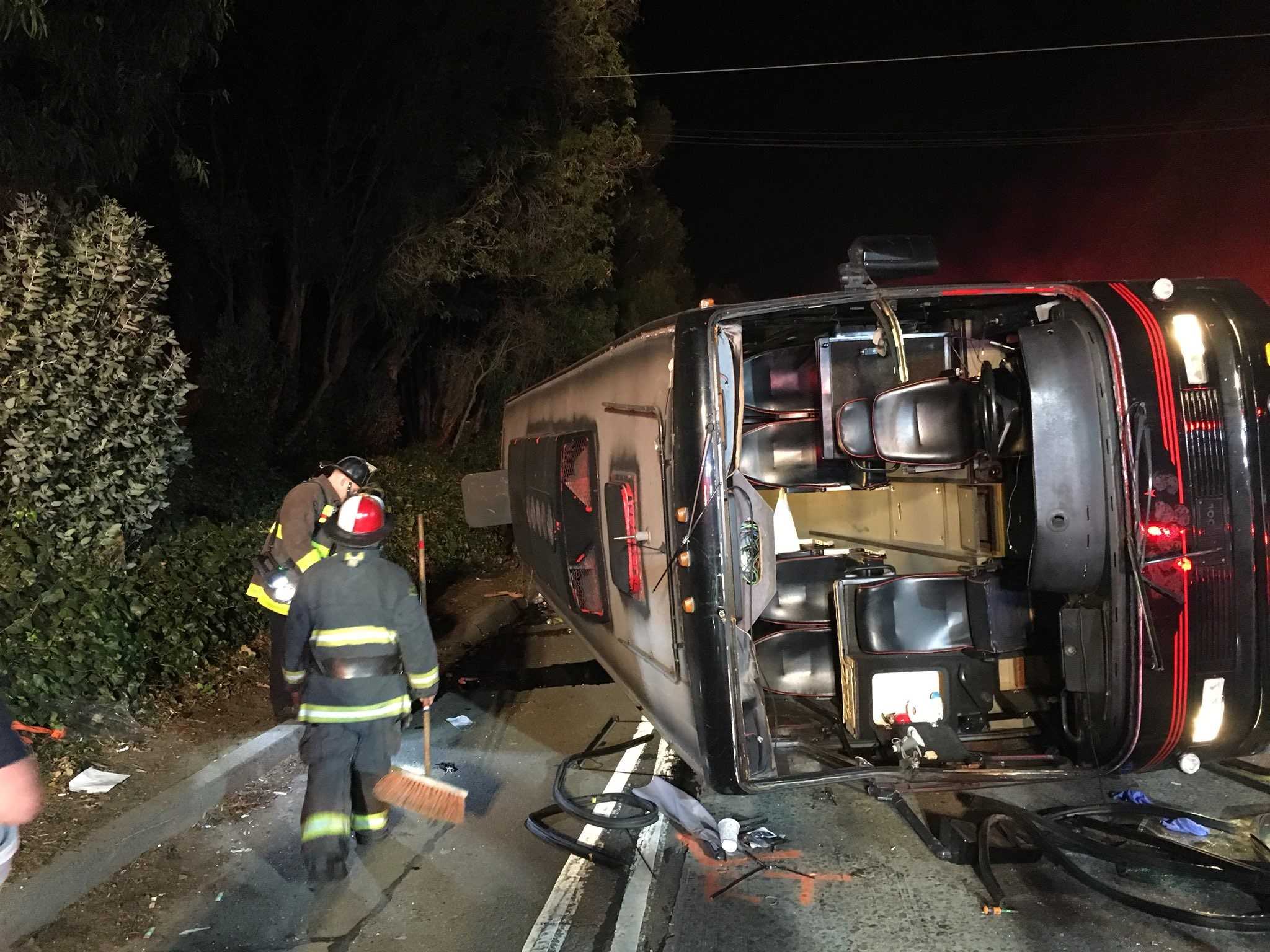 29 hurt after bus tips over on San Francisco highway