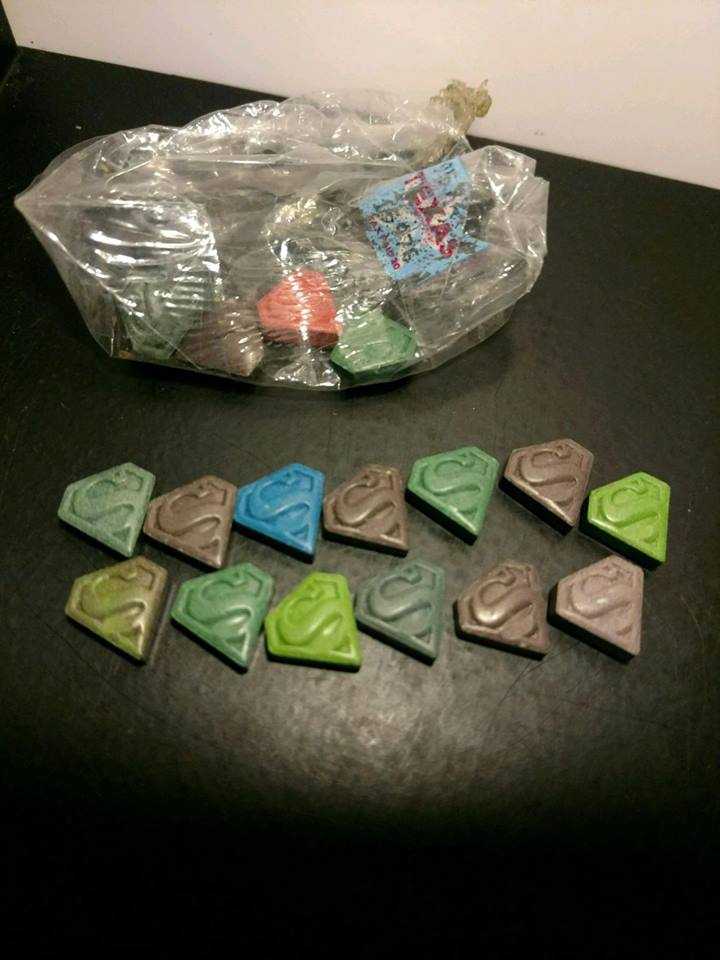 Man tried to sell drugs that featured Superman logo, police say - New Hampshire news - NewsLocker