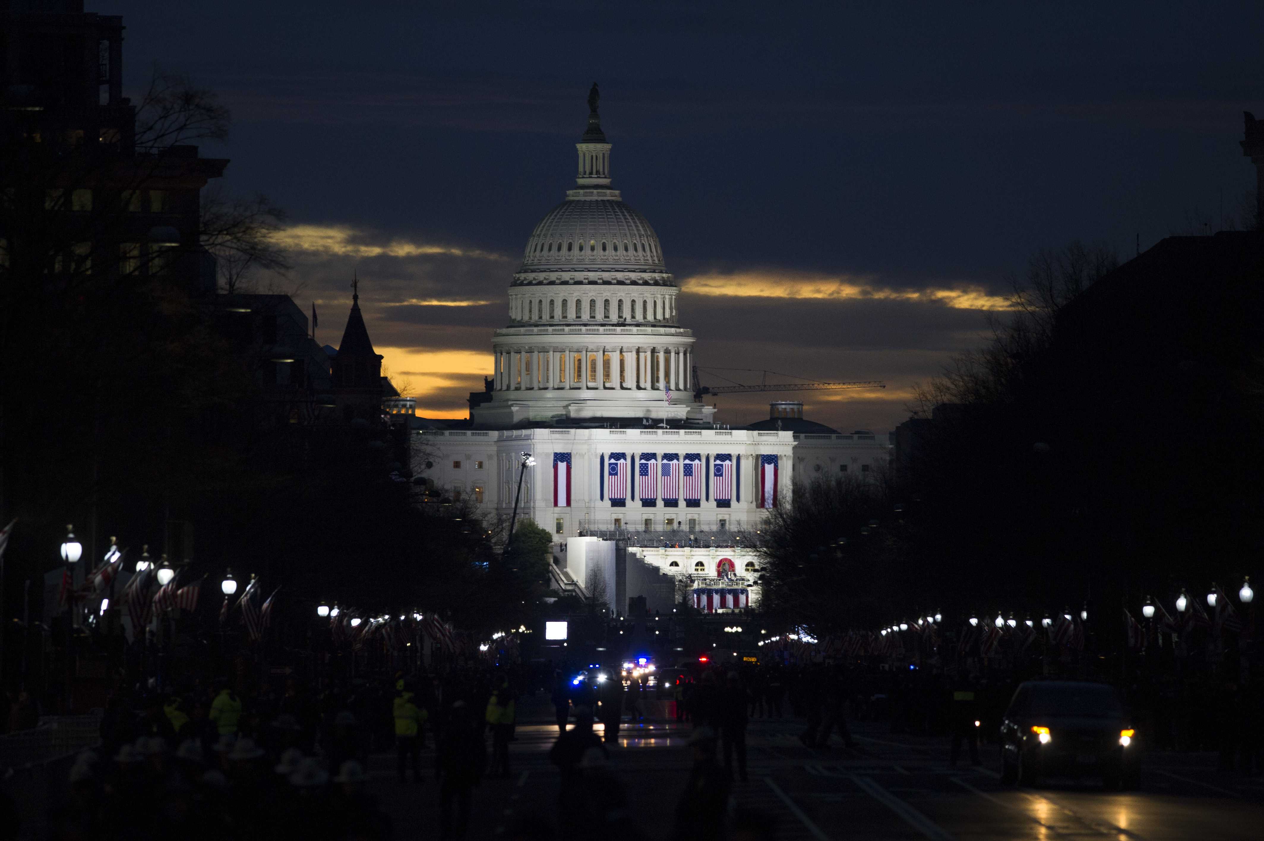 Capitol Police officers honored for congressional shooting response