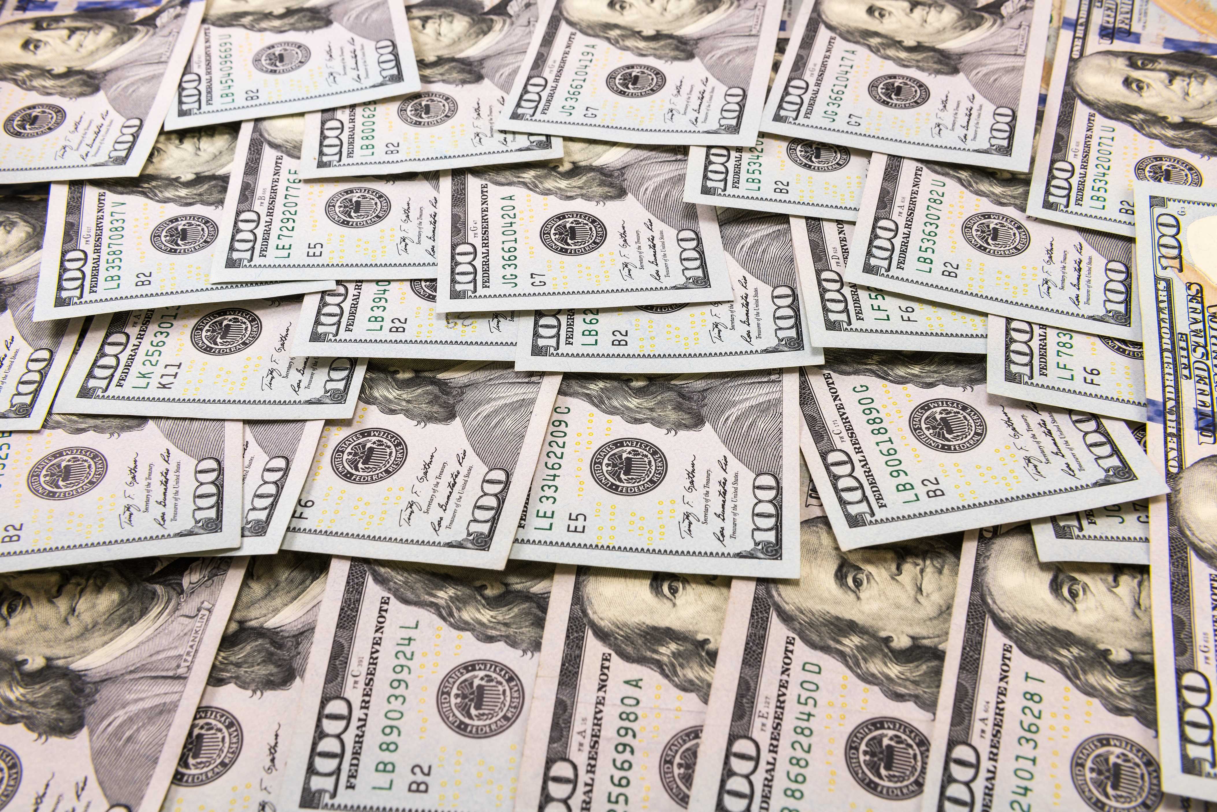 Here's how Americans spent their money in 2017