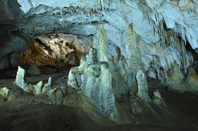 19-year-old forgotten by group, locked in cave for 60 hours