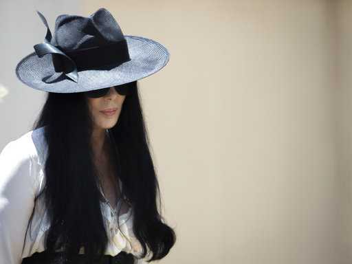 Cher honours ex-husband Gregg Allman at rocker's funeral