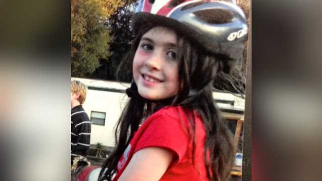 Sobbing mom testifies she thought daughter's alleged killer was good Samaritan