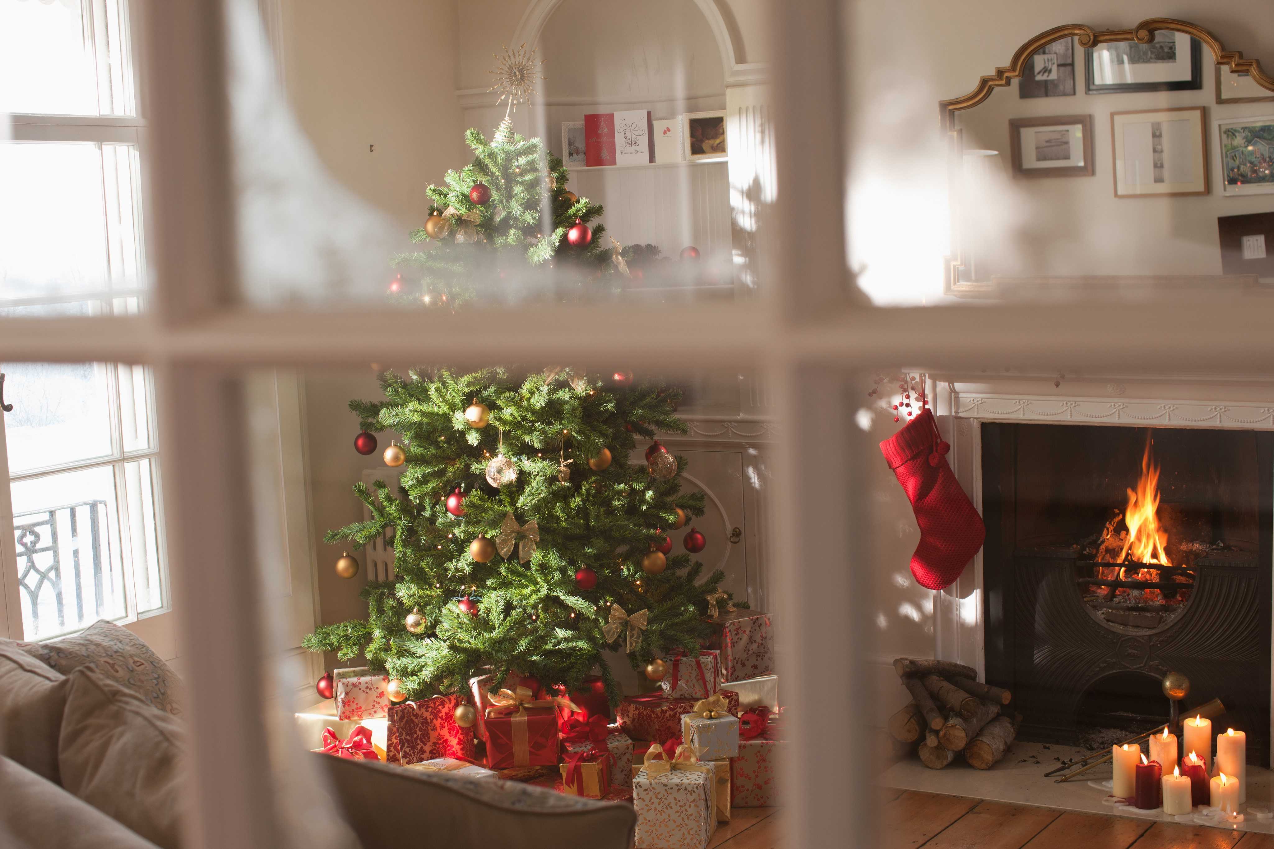 College football teams put their own spin on ‘The Night Before Christmas' in Twitter thread