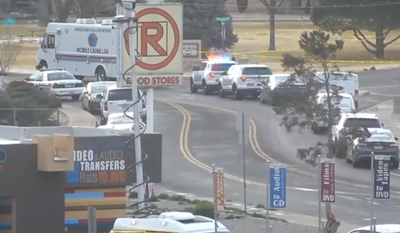 Man found dead at Albuquerque park