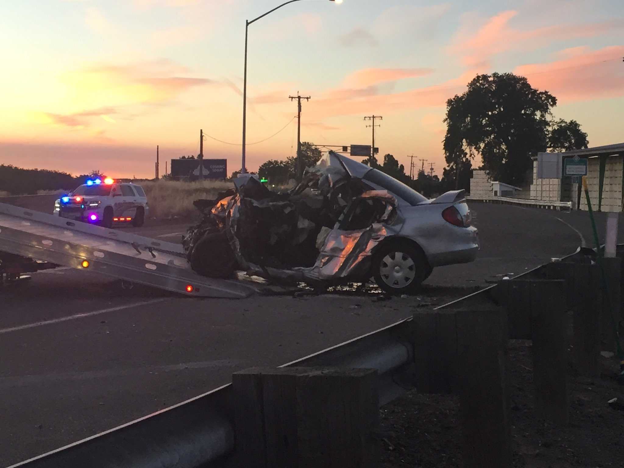 2 Killed In 'horrific' Crash On Hwy. 99 Near Yuba City