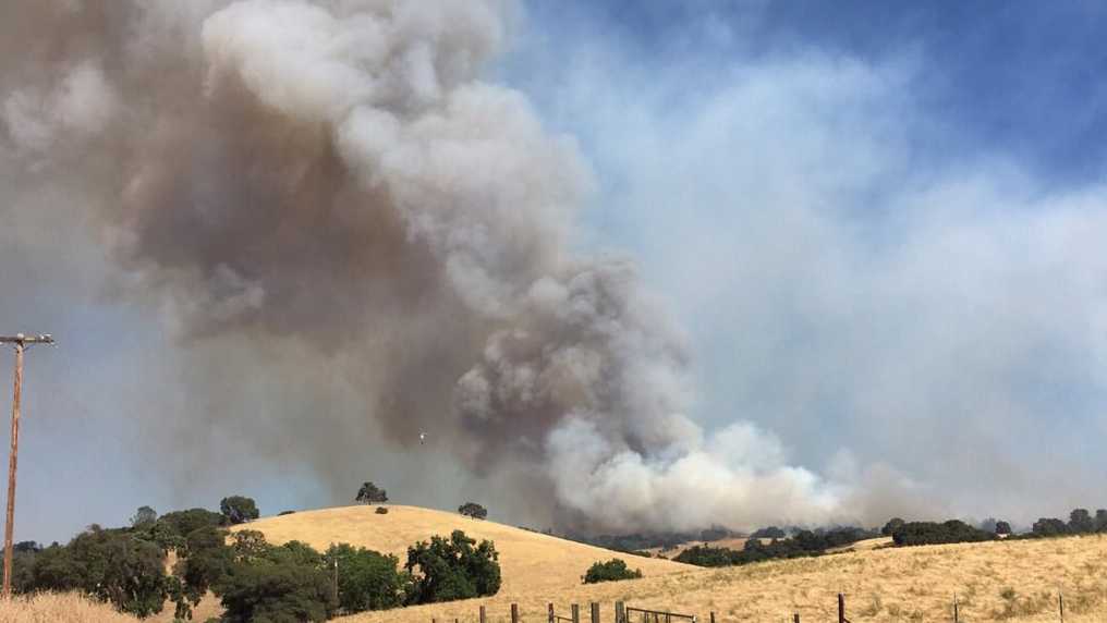 Jacksonville Fire Spurs Evacuations In Tuolumne County
