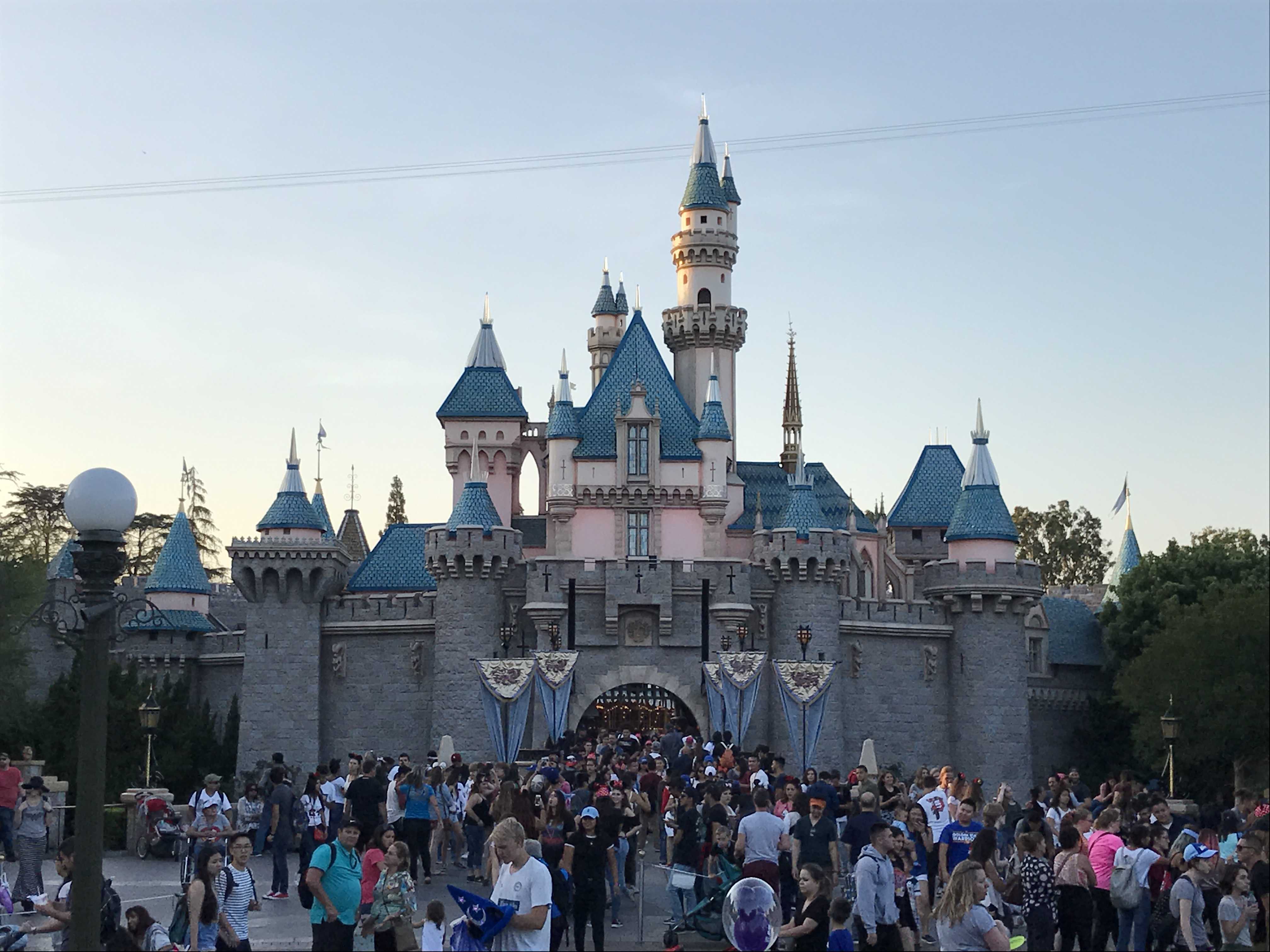 Disneyland shuts cooling towers after Legionnaires' cases