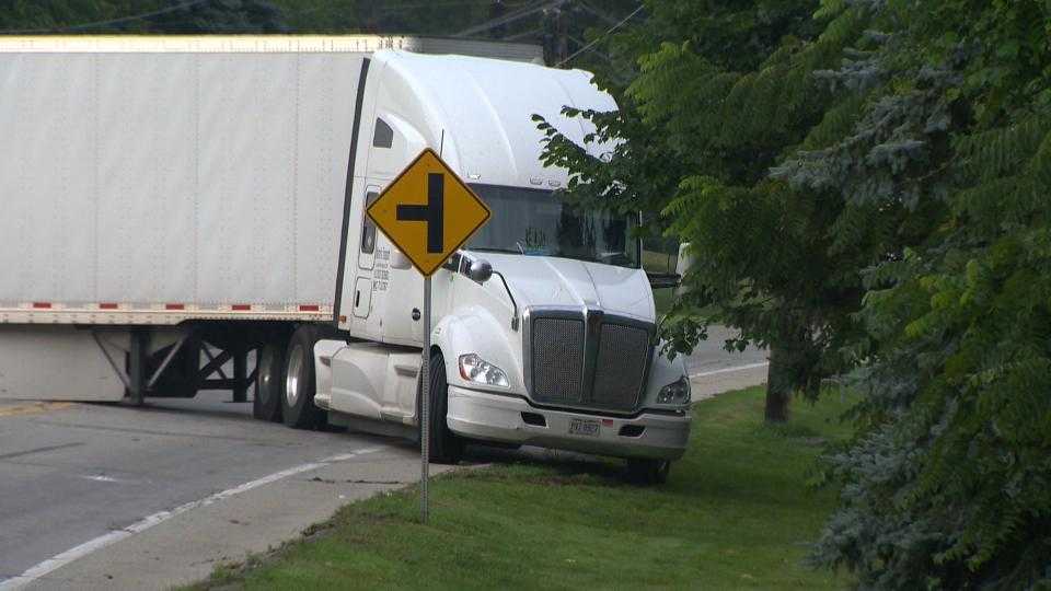 GPS sends tractor-trailer to Monroeville residential area, where it gets stuck, hits pole, knocks down power lines
