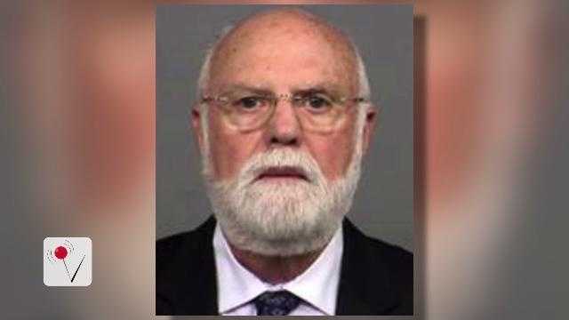 Fertility doctor gets no jail time for lying about using own sperm