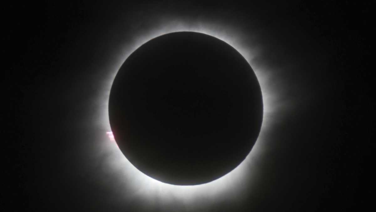 Some eclipse glasses distributed by Pioneer Library System being recalled