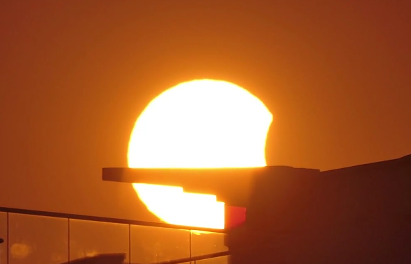 Could we see a hurricane and eclipse at the same time?