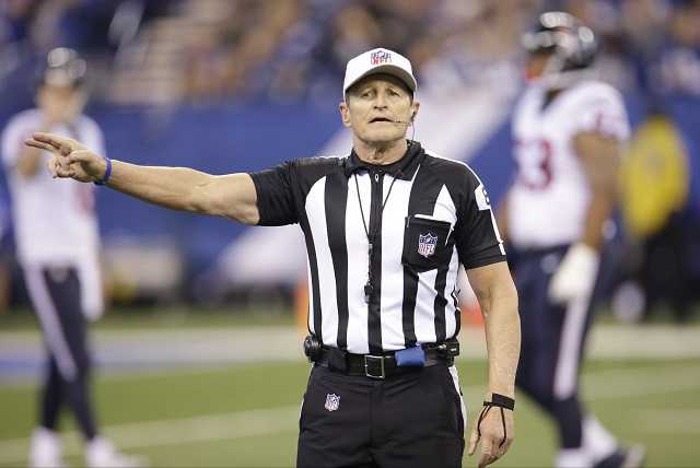 Muscular Ed Hochuli, Jeff Triplette retire as NFL referees Muscular Ed Hochuli, Jeff Triplette retire as NFL referees