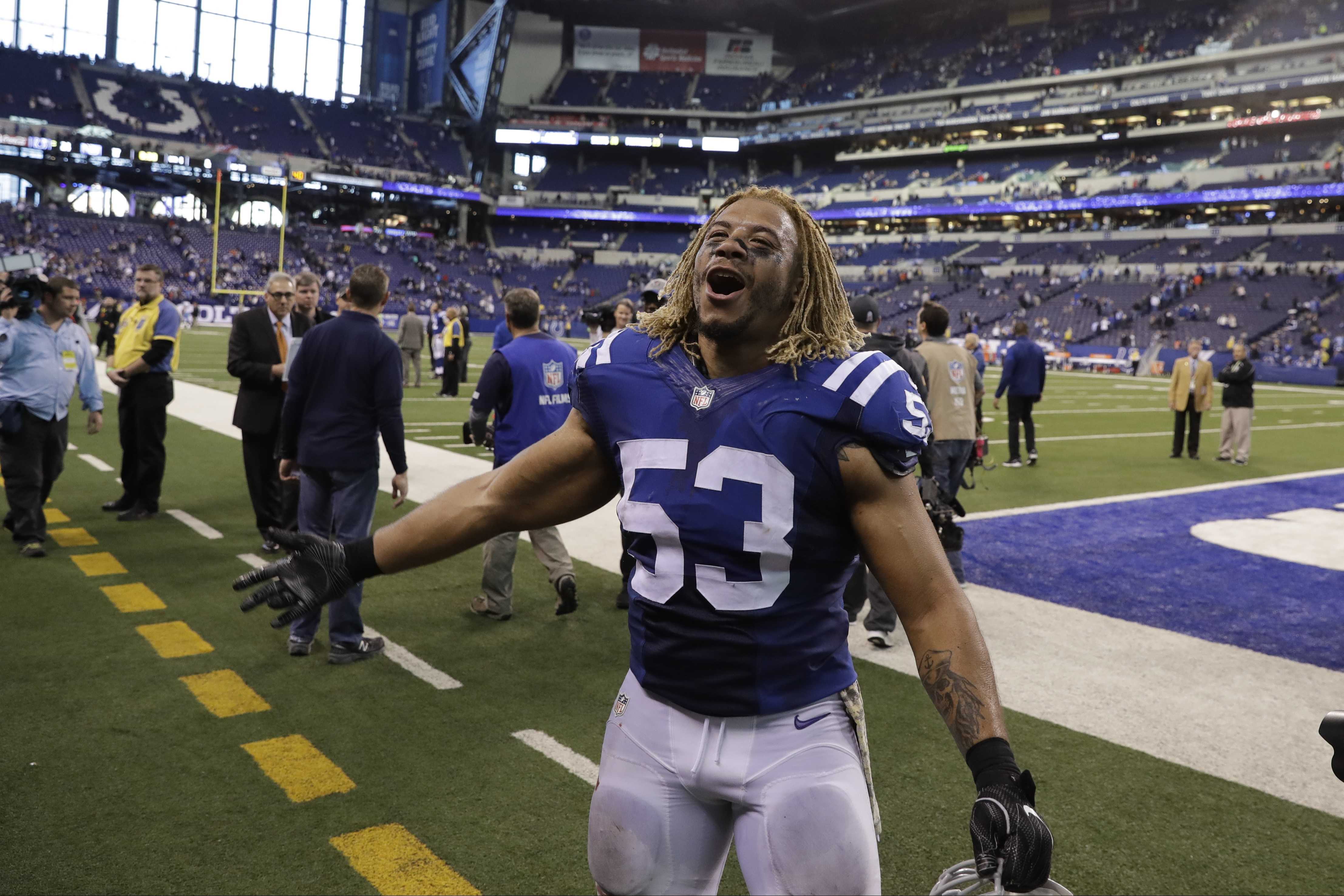 Colts linebacker Edwin Jackson killed after being struck by suspected drunk driver