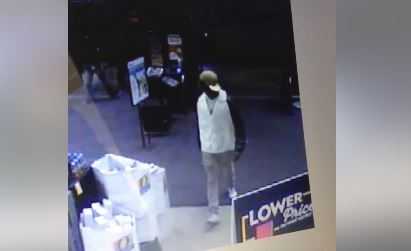 Vacaville PD looks for man who exposed self in store