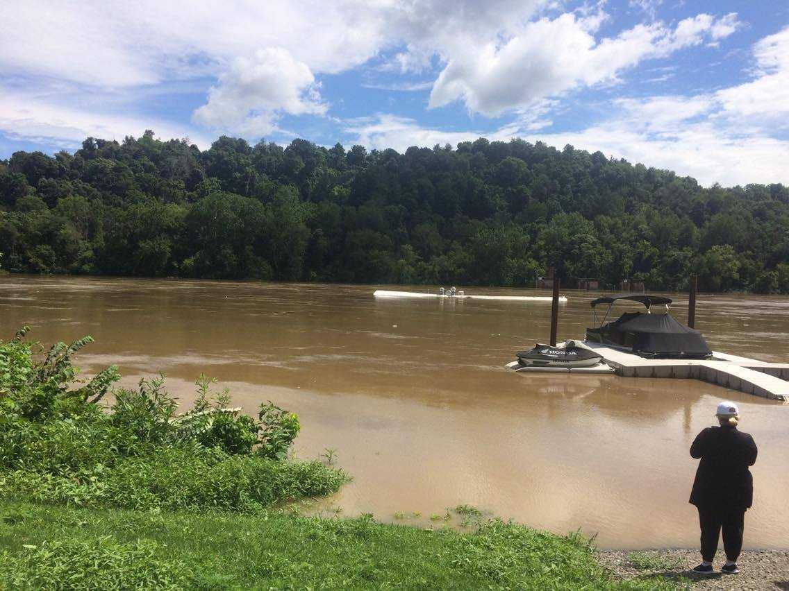 California Boat Club floating down Monongahela River in Washington County