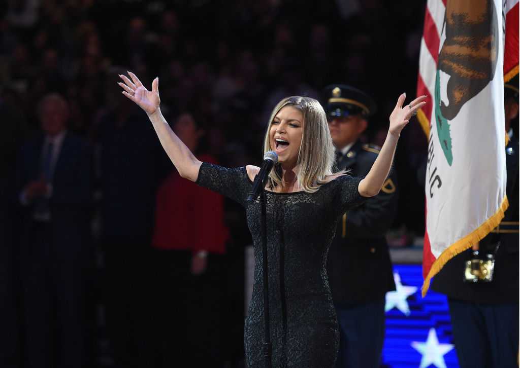 Fergie issues apology after rendition of national anthem receives backlash