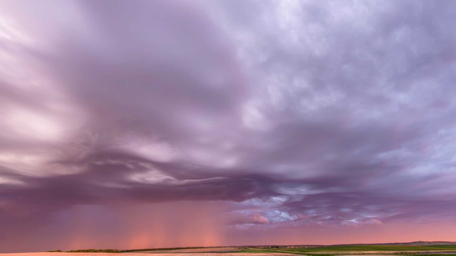 21 epic scenes from Mark Finan's storm chasing adventures