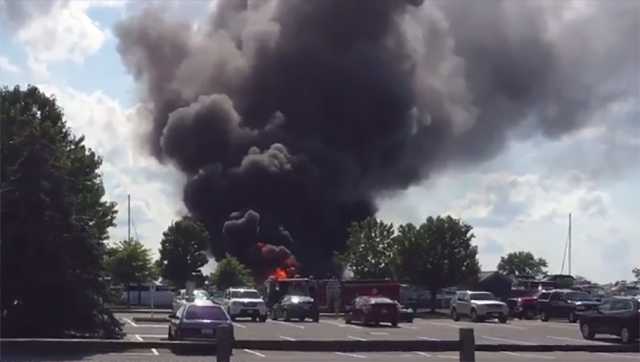 Fire erupts by Ohio amusement park