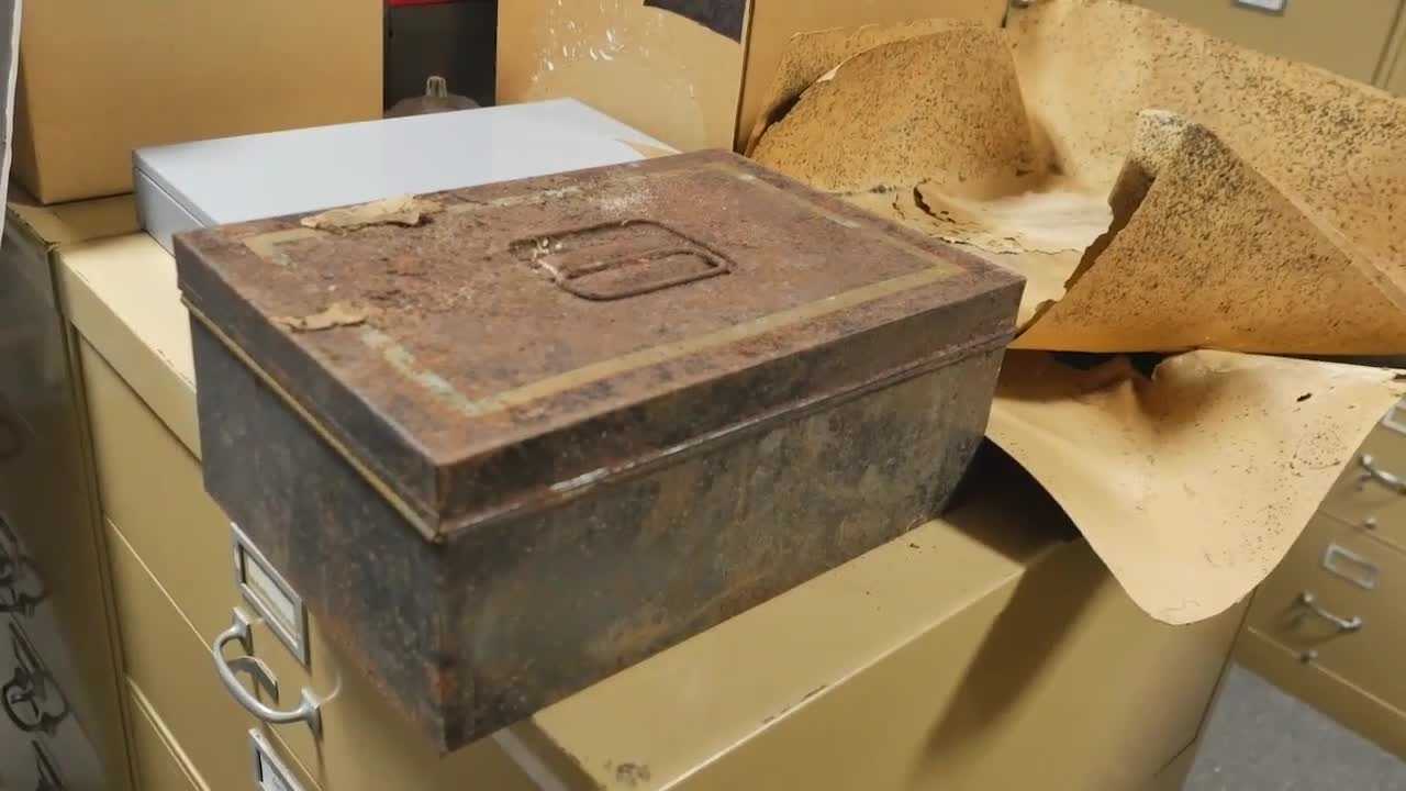 Time capsule found in base of confederate statue