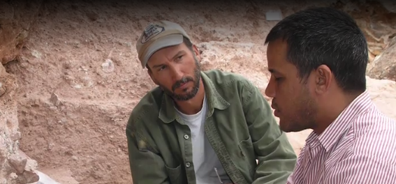 Fossil discovery rewrites human history