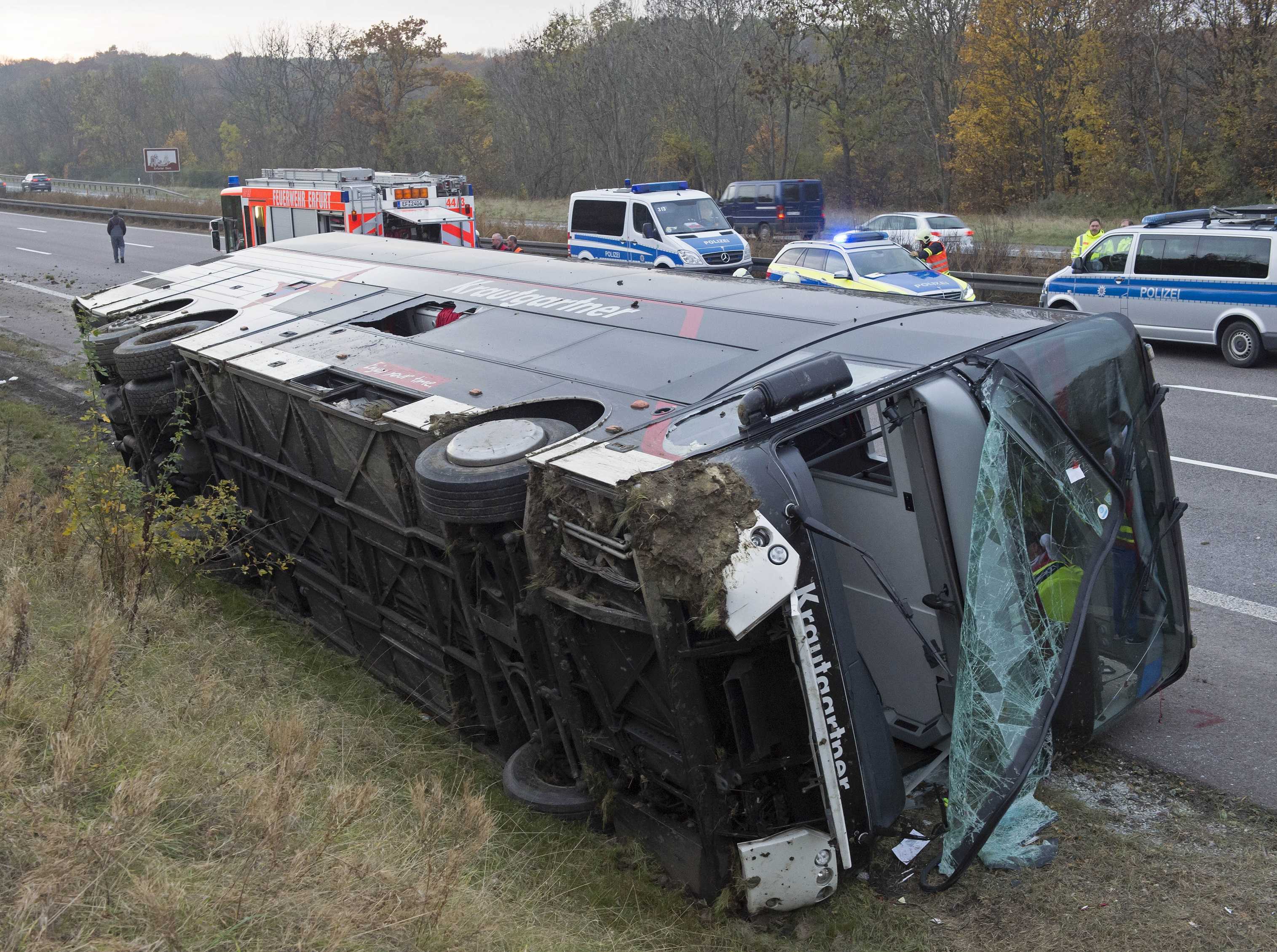 18 killed in German bus crash