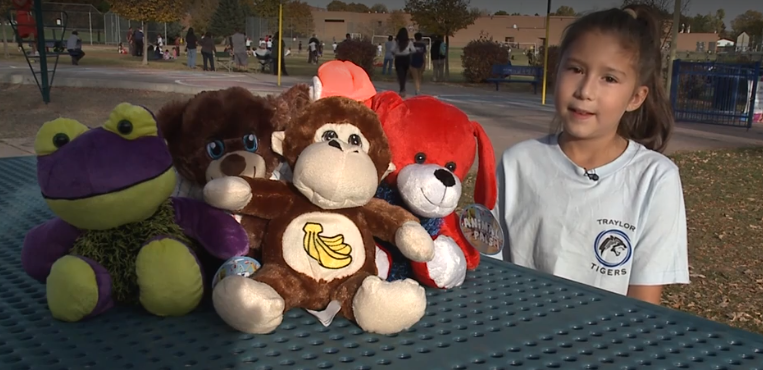 8-year-old girl donates stuffed animals to police