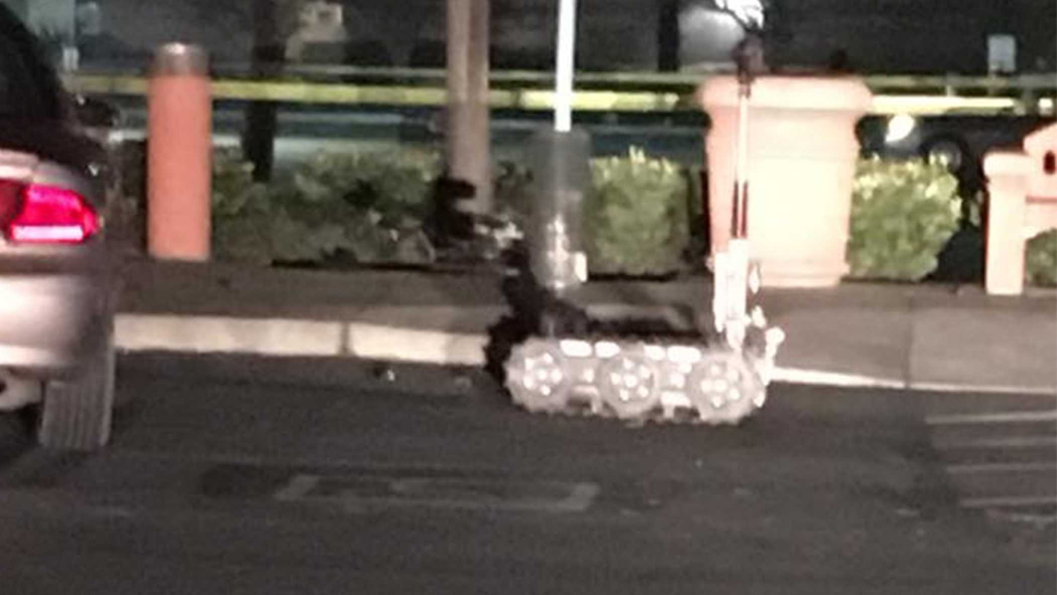 Man arrested after deputies find 2 live grenades near Safeway in Stockton