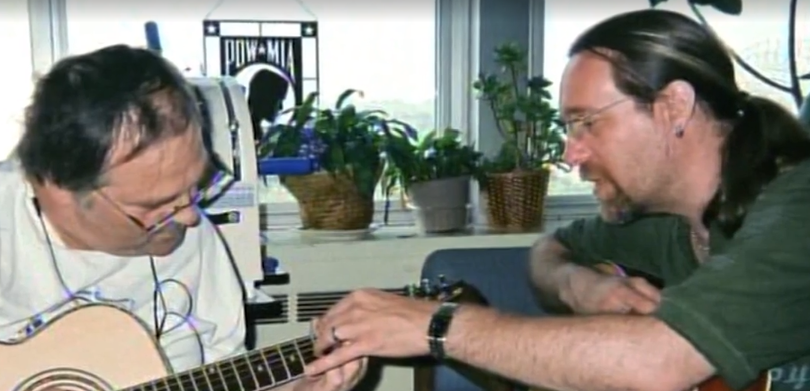 Guitars help veterans living with effects of PTSD